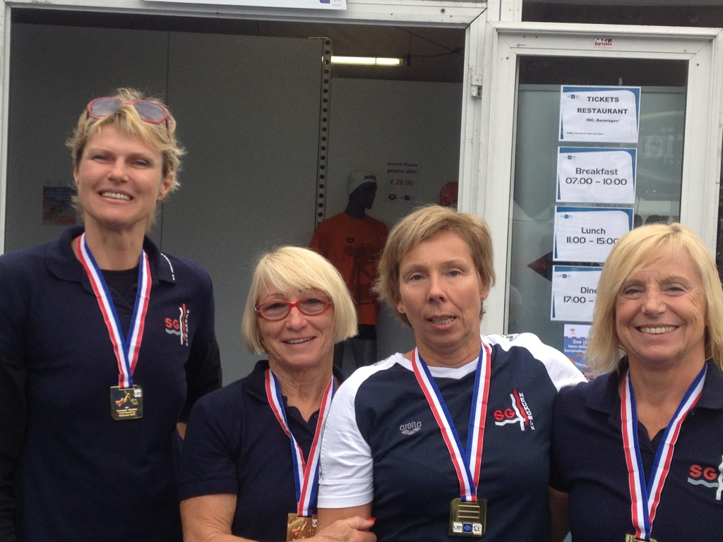 WUM Pressemitteilung Nr. 26/2013 vom 10.09.2013 - 14. Europameisterschaften der Masters im Schwimmen; Antje Stille ist WUMs ''Goldmarie''